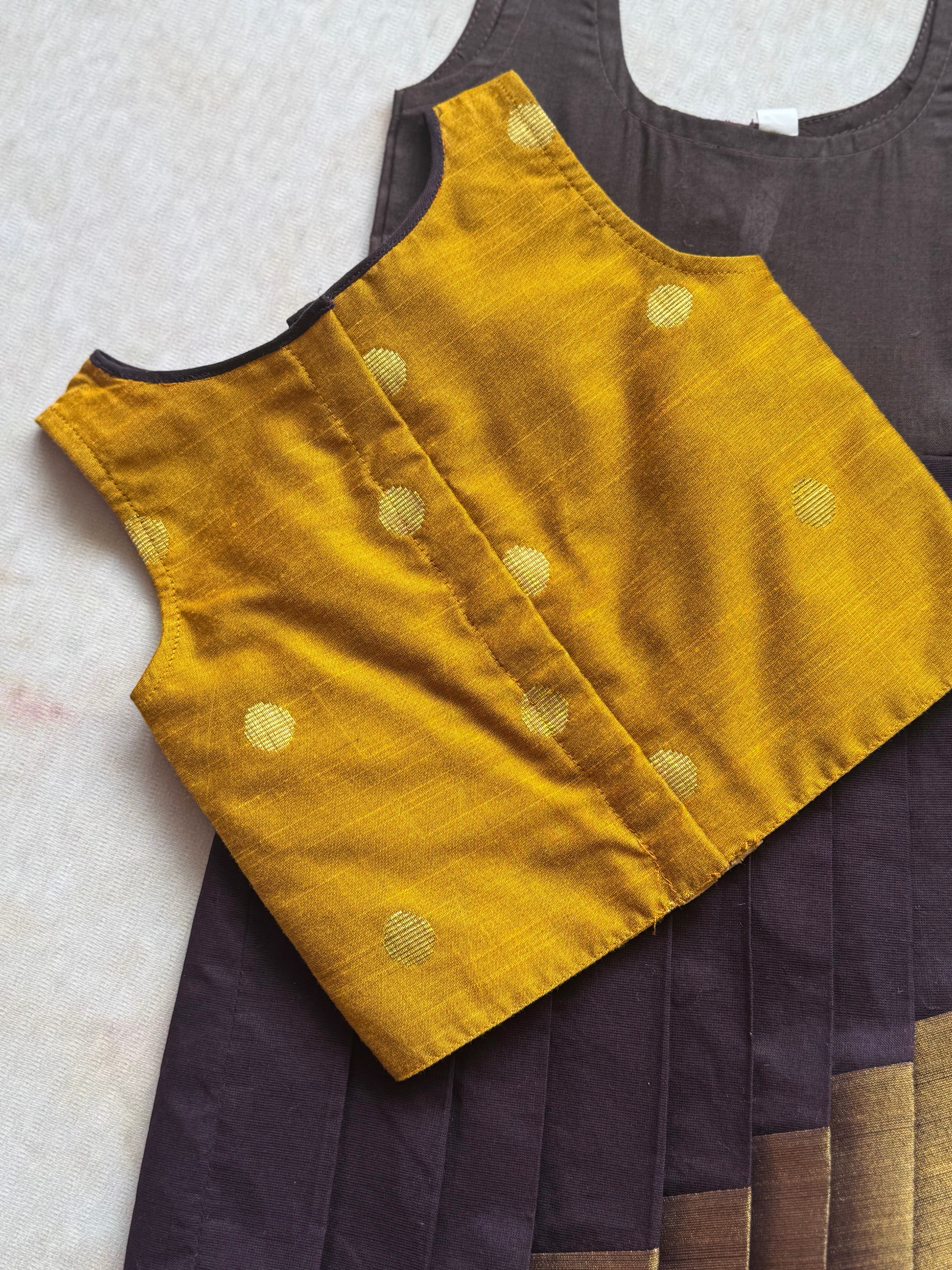 Chettinad cotton overlapped Skirt with bodice top - Image 4