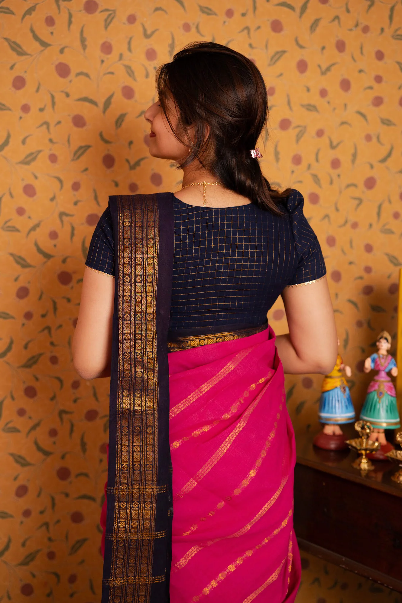 Devaki Sungudi Cotton Saree – Handcrafted Madurai Sungudi Saree in Soft Cotton - Image 4
