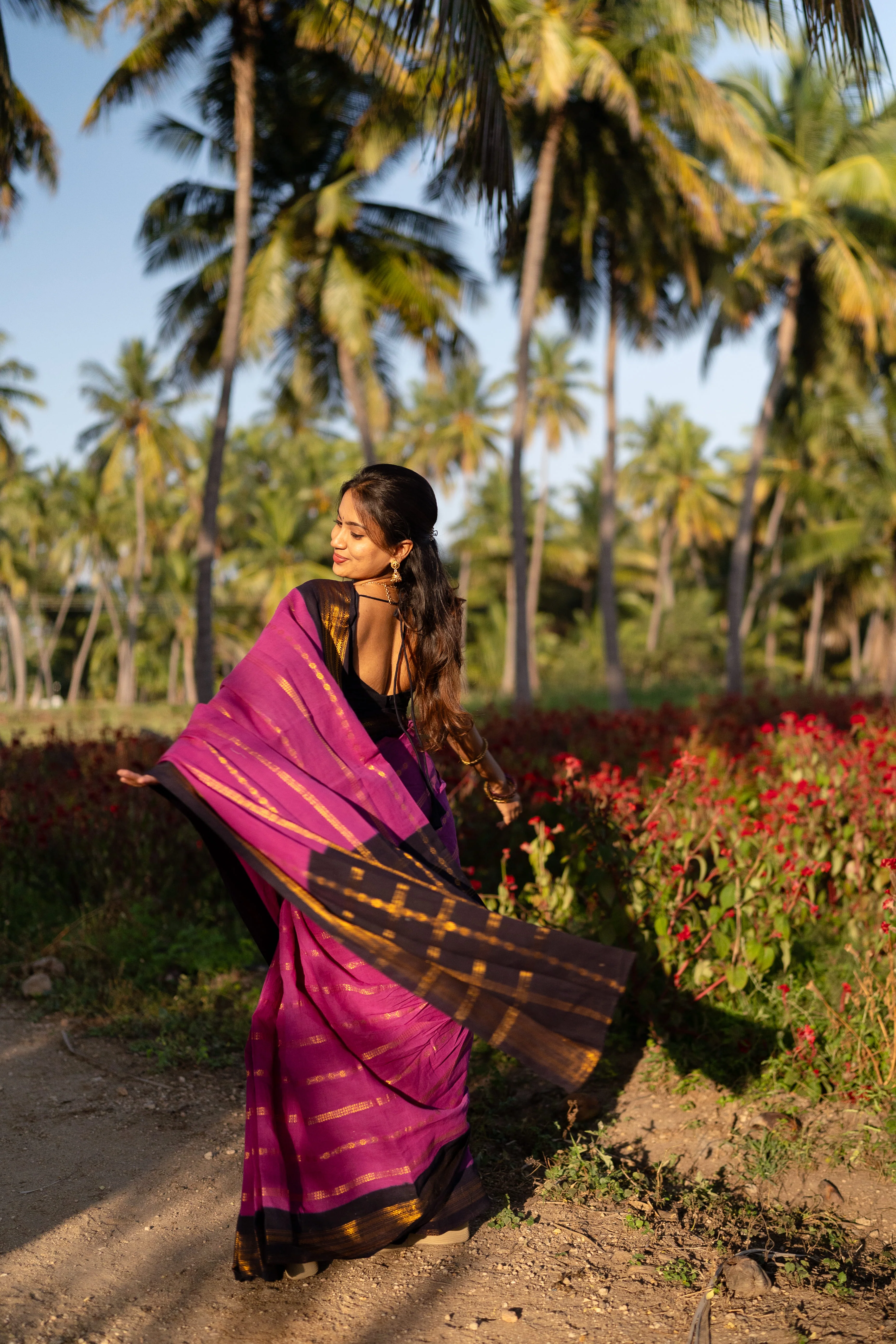 Devaki Sungudi Cotton Saree – Handcrafted Madurai Sungudi Saree in Soft Cotton - Image 2