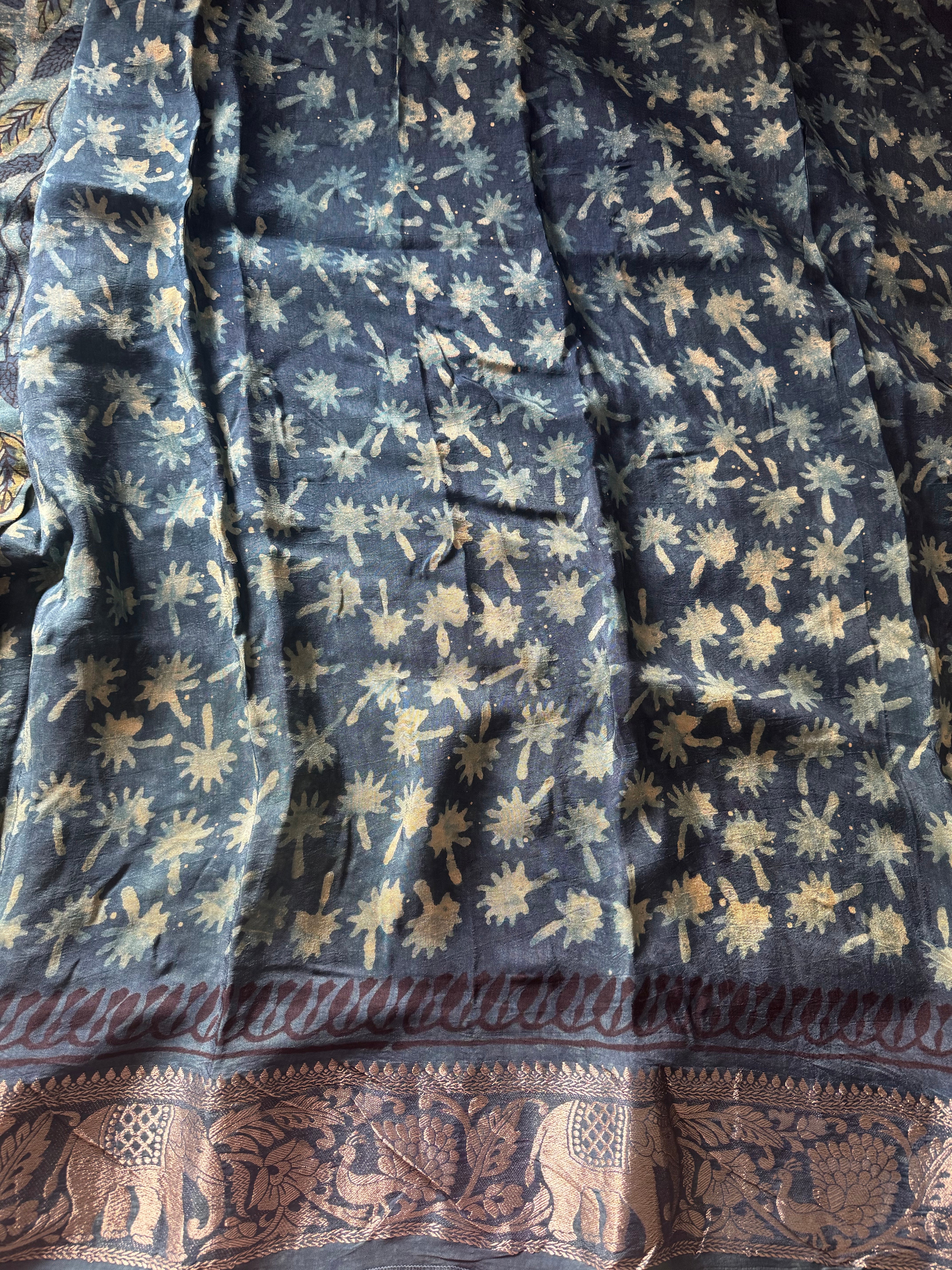 Dola Silk Zari Border Saree - Image 6