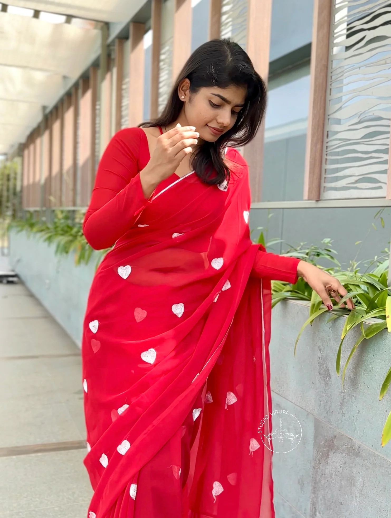 Heartly- Red - Image 8