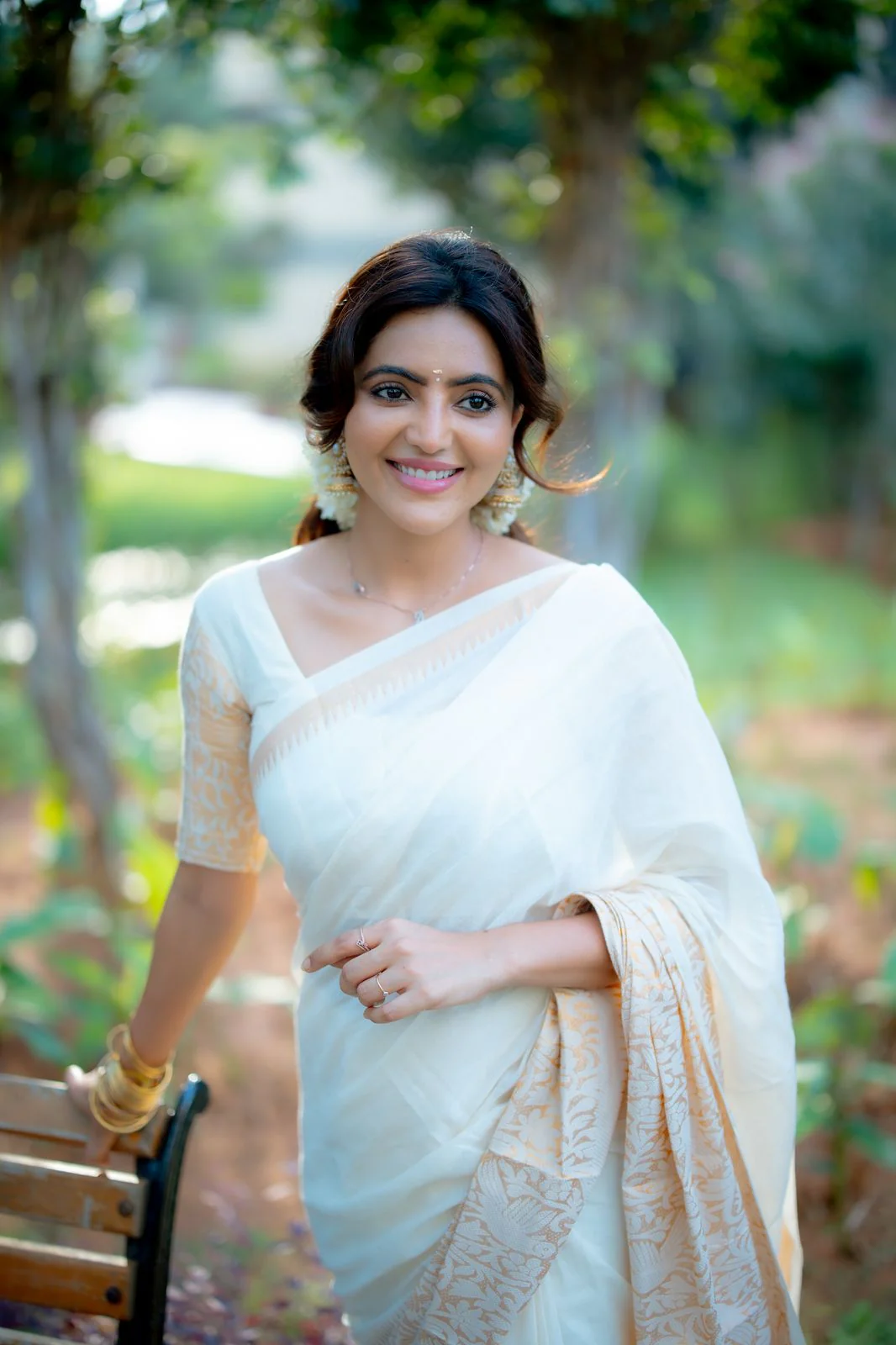 Kaashi - Onam Saree - Image 3