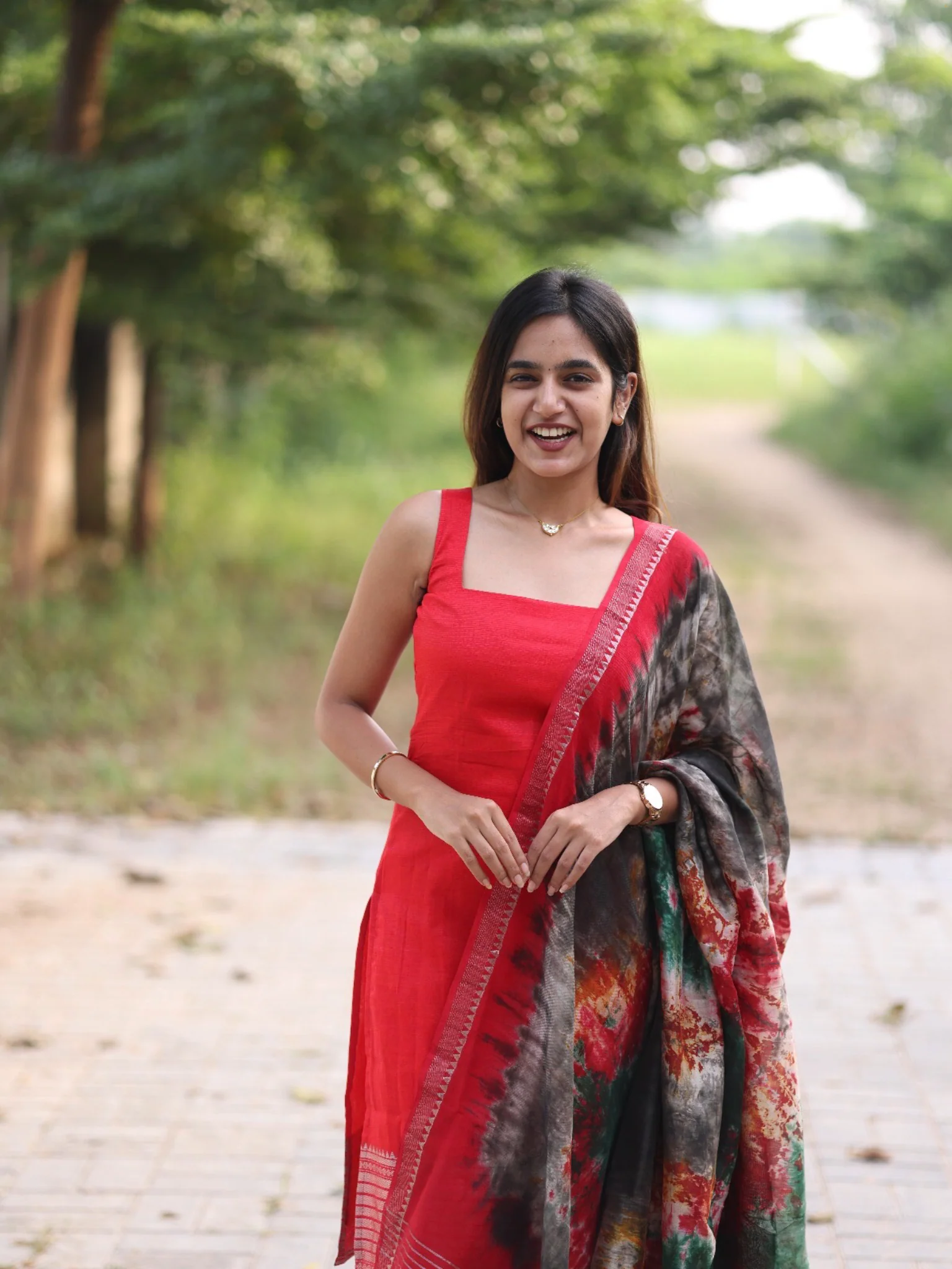 Mangalgiri Silk - Kurta + Dupatta - Image 3