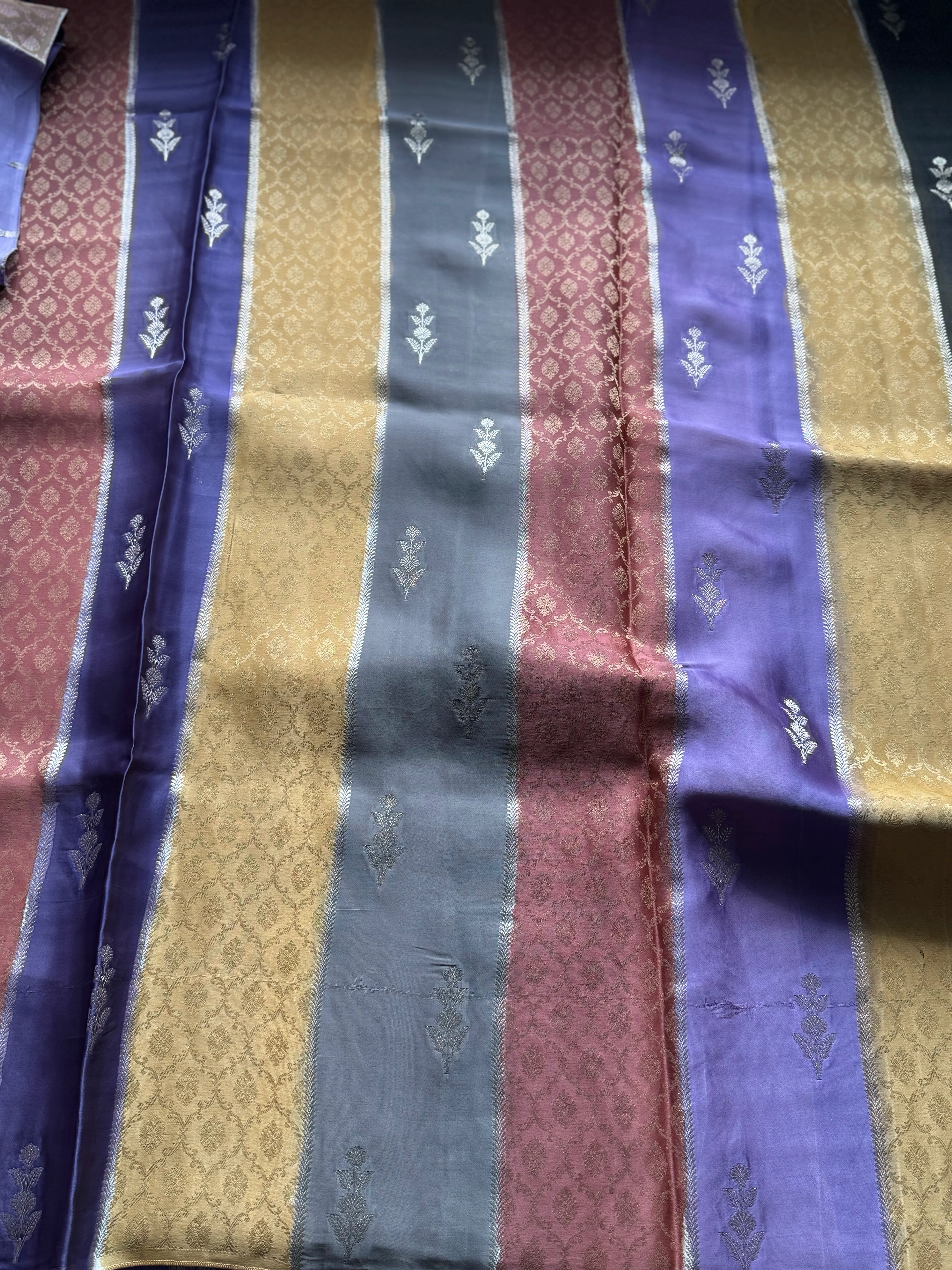 Naira - Image 2