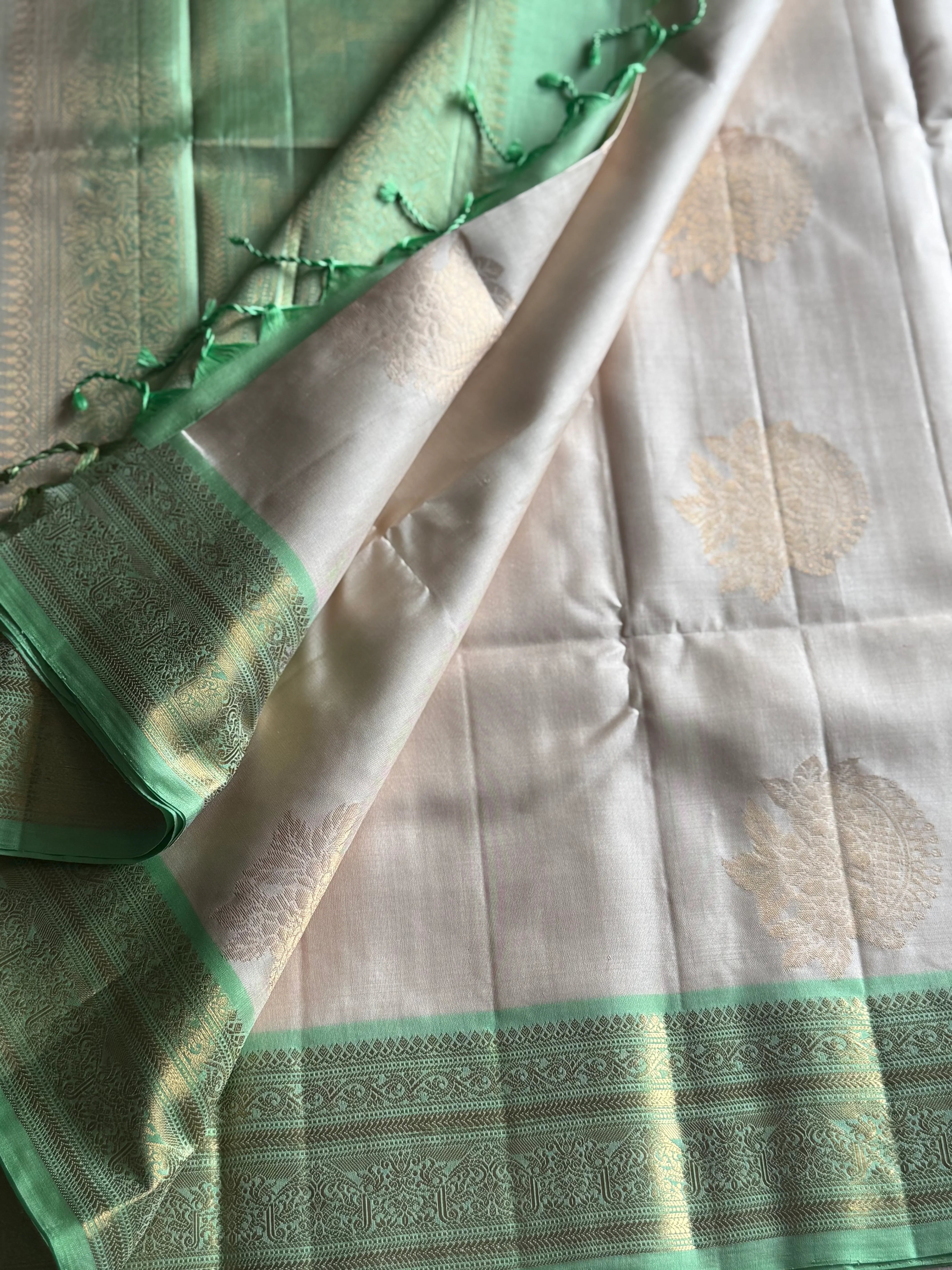 Pure Kanjivaram Soft Silk Saree with Paisley Zari Buttas & Kanchi Border – Vintage Edition - Image 2