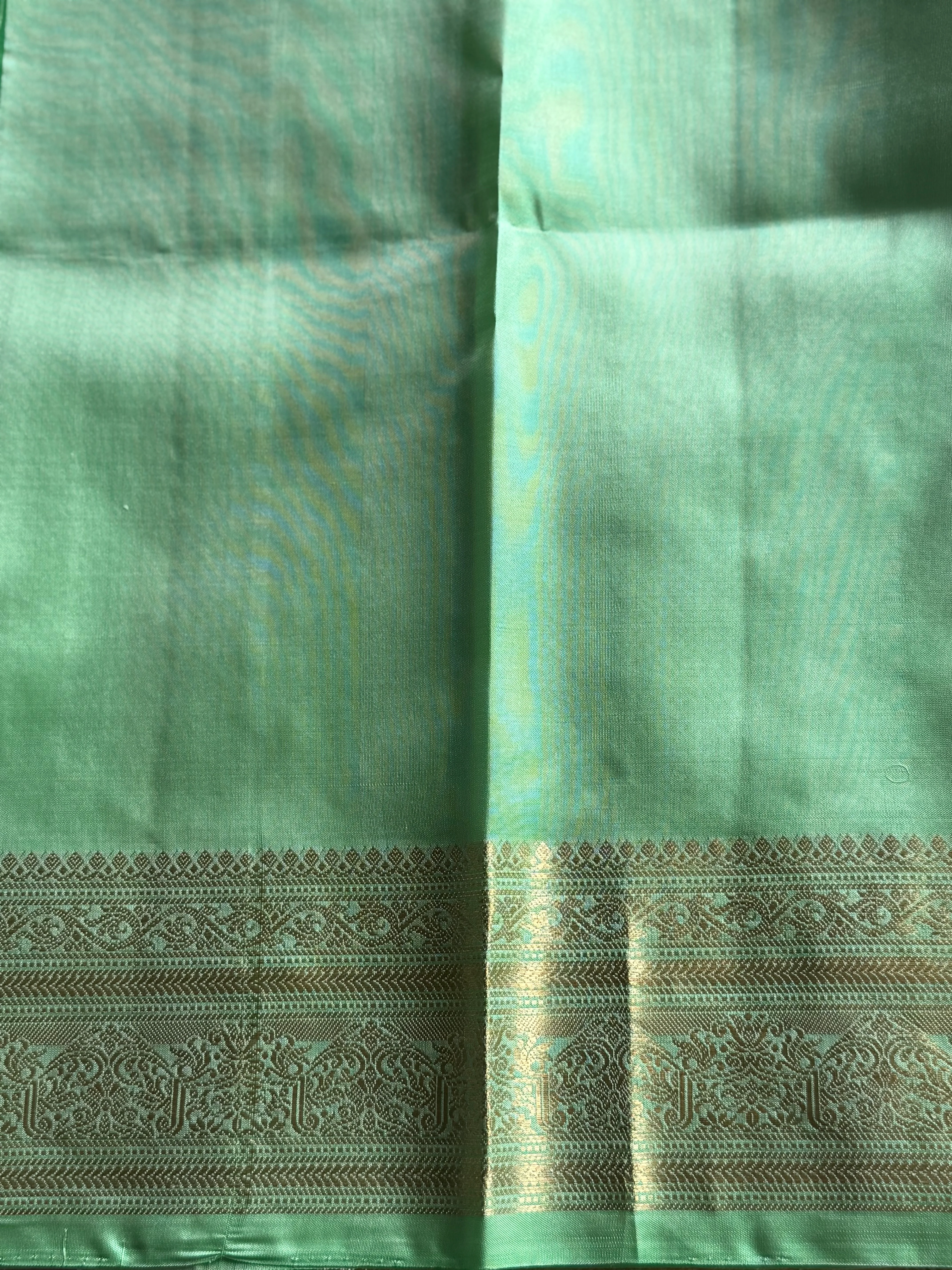 Pure Kanjivaram Soft Silk Saree with Paisley Zari Buttas & Kanchi Border – Vintage Edition - Image 5