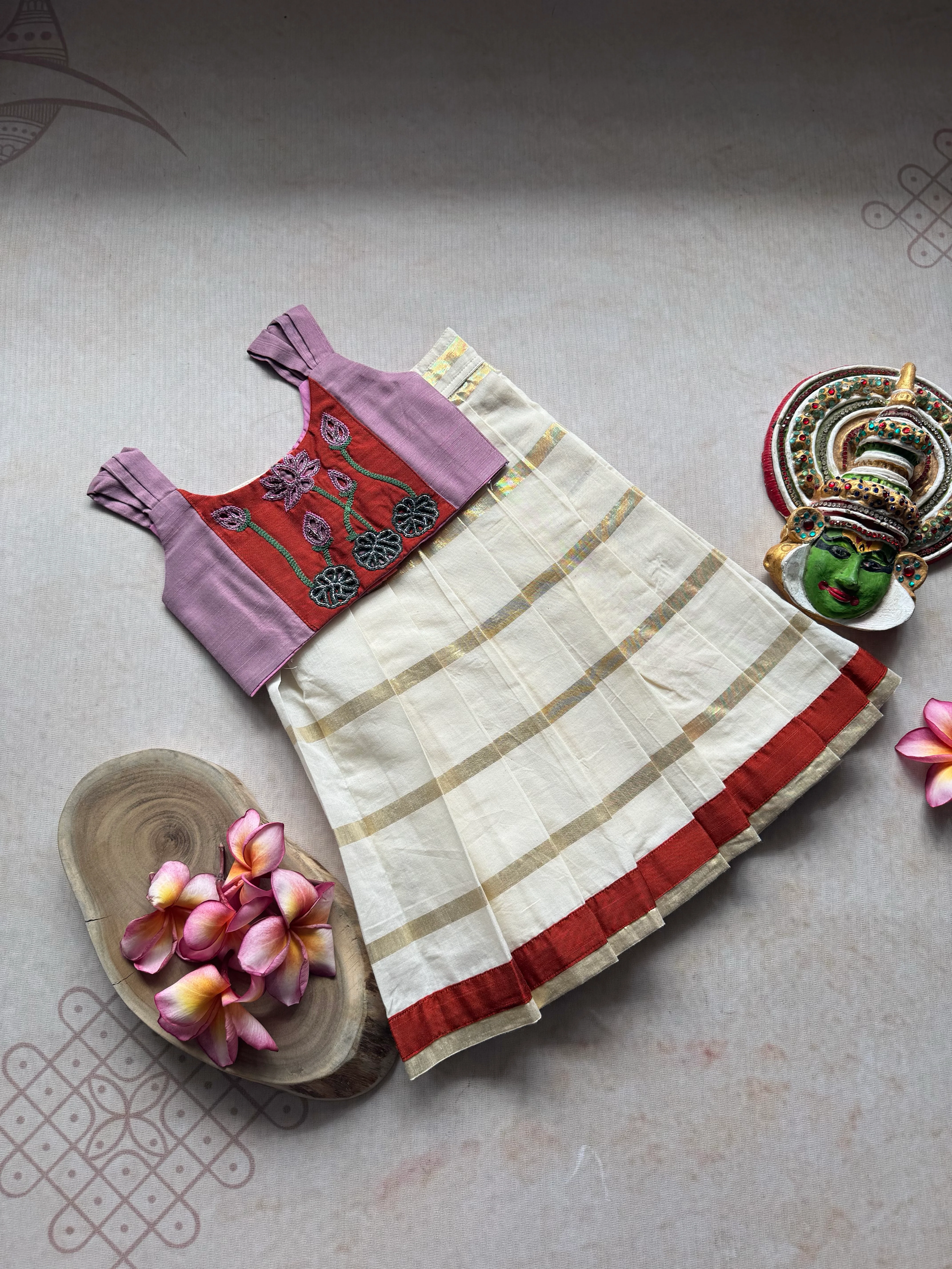 Yumi - Crop top and Skirt - Onam Edit